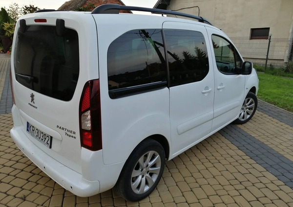 Peugeot Partner cena 39999 przebieg: 208000, rok produkcji 2016 z Proszowice małe 529